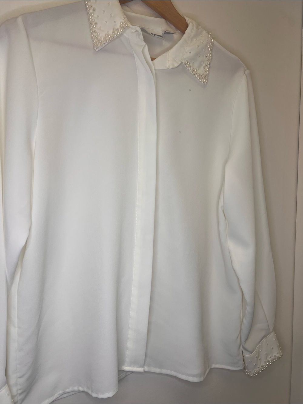 Alfred Dunner Petite Pearl Collar Blouse White Button Up Preppy Chic - Picture 3 of 11